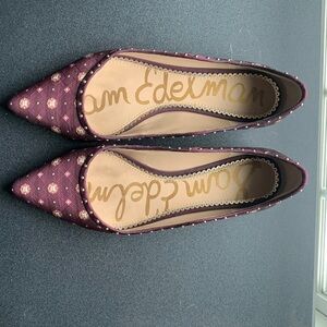 Gorgeous womens 7.5 Sam Edelman flats! Great for adding a little bling!